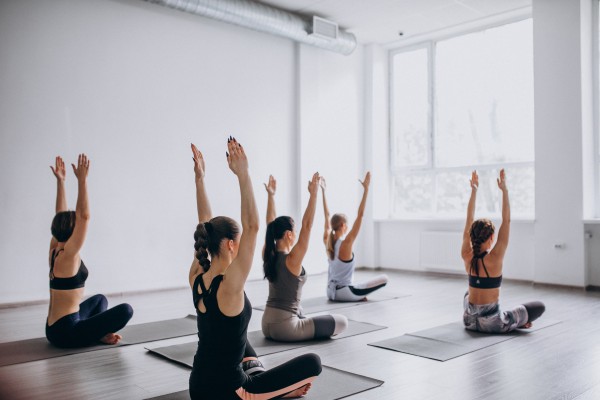 Comment se muscler avec le yoga | Mes conseils professionnels